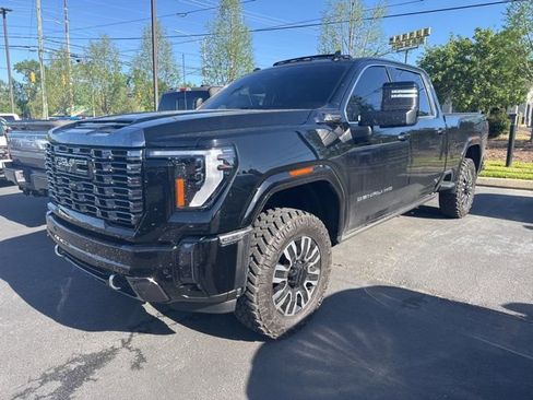 Used 2024 GMC Sierra 2500 Denali Ultimate w/ Max Trailering Package image 1