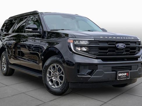 Used 2026 Ford Expedition Max Active AWD/4WD image 3