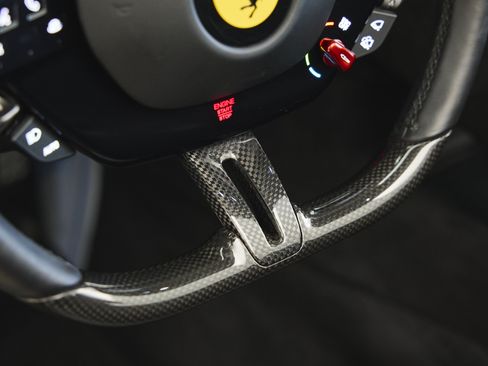 Used 2024 Ferrari Roma Spider RWD image 31