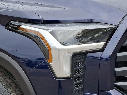 Used 2022 Toyota Tundra SR5 image 11