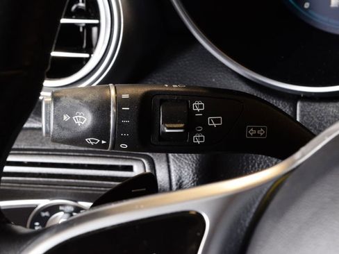 Used 2021 Mercedes-Benz GLC 300 4MATIC image 18