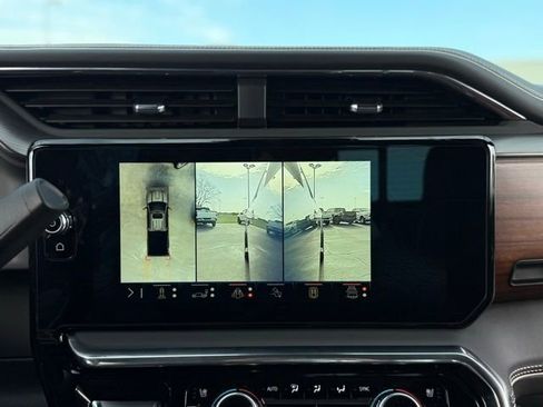 Used 2025 GMC Sierra 3500 Denali Ultimate AWD/4WD image 6