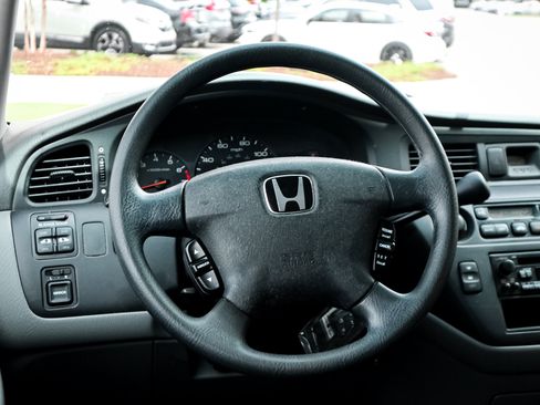Used 2004 Honda Odyssey EX-L image 6