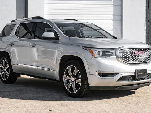 Used 2019 GMC Acadia Denali w/ Technology Package image 8