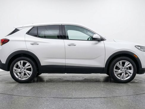 Used 2025 Buick Encore GX Preferred FWD image 11