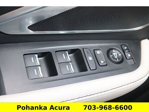 Used 2025 Acura RDX Base image 21