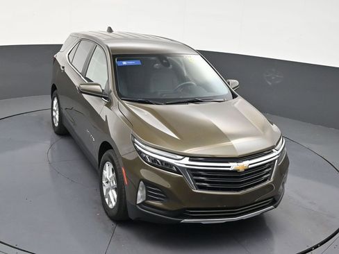 Used 2024 Chevrolet Equinox LT FWD image 19