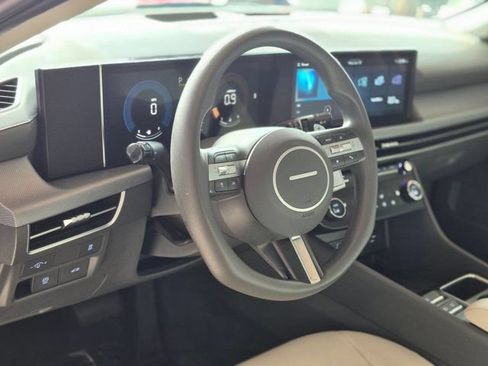 Used 2025 Hyundai Sonata SEL FWD image 14