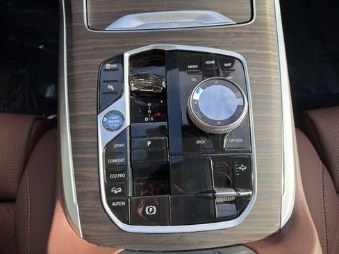 Certified 2023 BMW X7 xDrive40i w/ Executive Package image 20