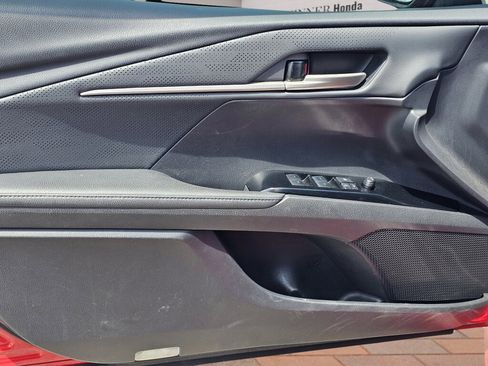 Used 2025 Toyota Camry XSE FWD image 16