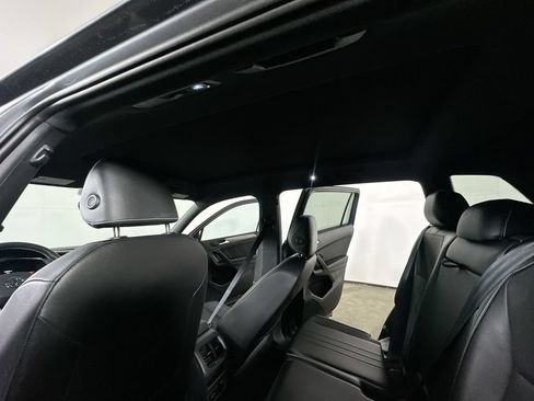 Used 2023 Volkswagen Tiguan SE R-Line FWD image 13