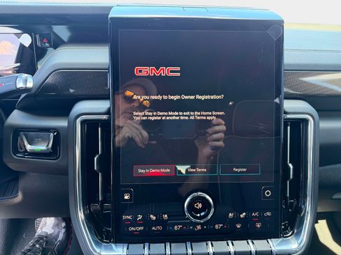 New 2026 GMC Yukon Elevation image 22