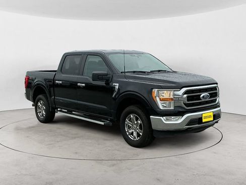 Used 2022 Ford F150 XLT w/ XTR Package AWD/4WD image 7