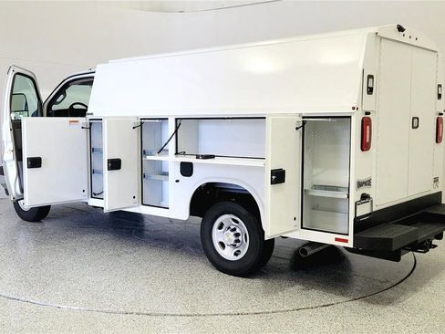 New 2025 Chevrolet Express 3500 w/ Power Convenience Package RWD image 11