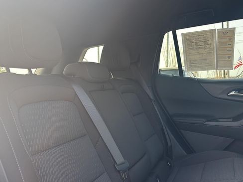 Used 2026 Chevrolet Equinox LT FWD image 23
