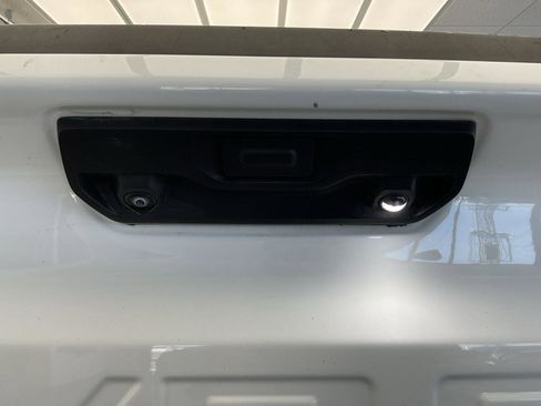 Used 2022 Chevrolet Silverado 1500 Custom image 28