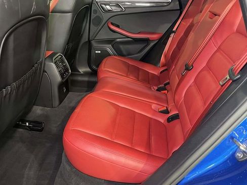 Certified 2021 Porsche Macan GTS AWD/4WD image 19