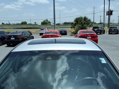 Used 2014 Honda Accord EX-L image 10