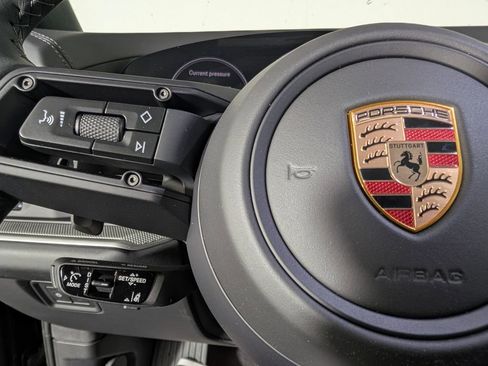 New 2026 Porsche Cayenne image 36