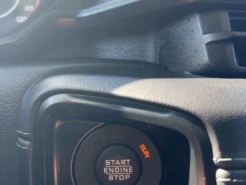 Used 2025 Jeep Wrangler Unlimited Sahara AWD/4WD image 20