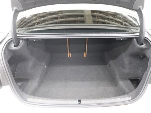 Used 2019 BMW M550i xDrive image 10