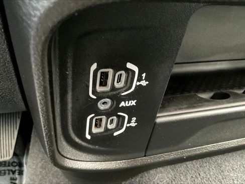 Used 2024 RAM 2500 Big Horn image 32