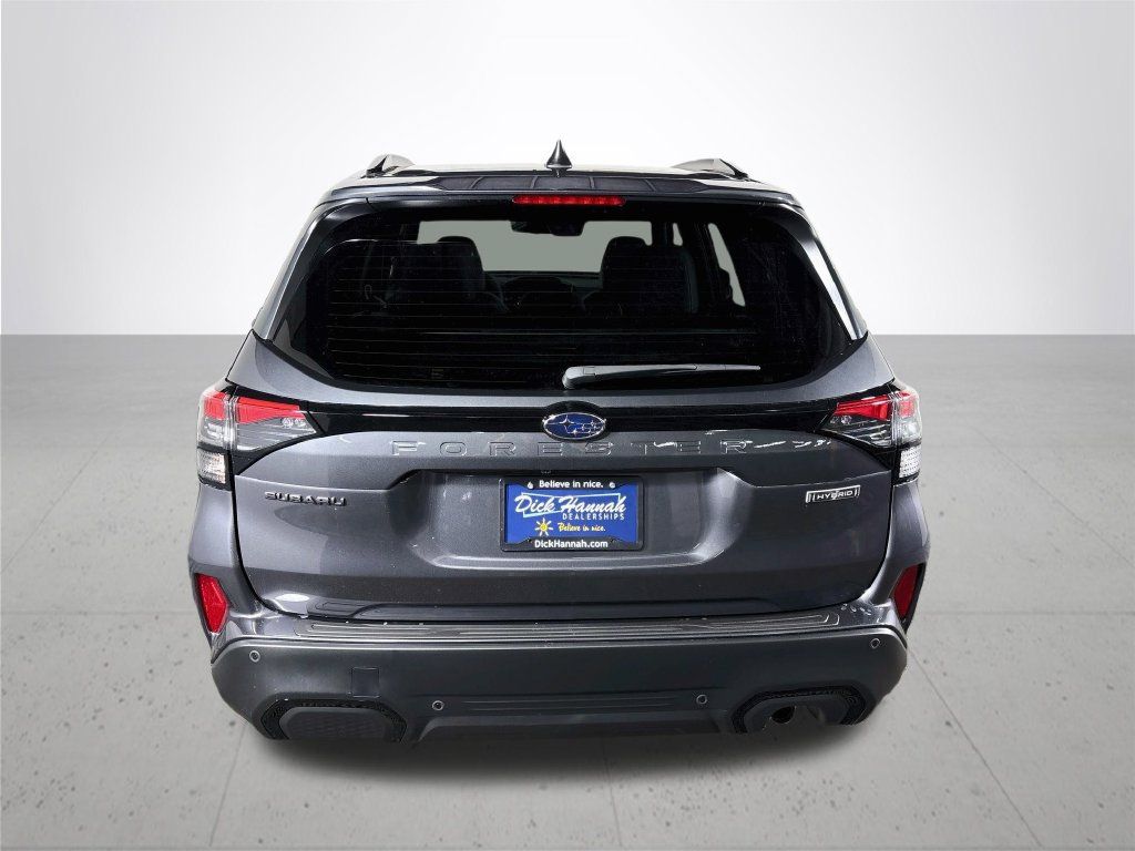 Used 2026 Subaru Forester Touring AWD/4WD image 8