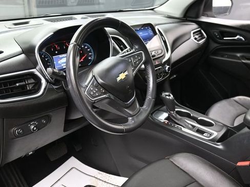 Used 2020 Chevrolet Equinox LT w/ Sport Edition FWD image 14