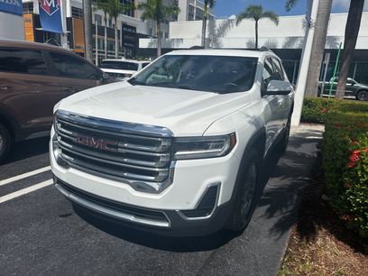 Used 2022 GMC Acadia SLE w/ Driver Convenience Package