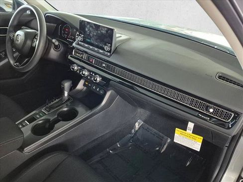 Used 2026 Honda Civic LX image 21
