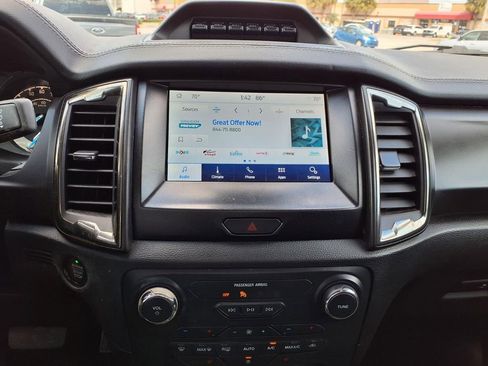 Used 2022 Ford Ranger Lariat w/ Tremor Off-Road Package image 30