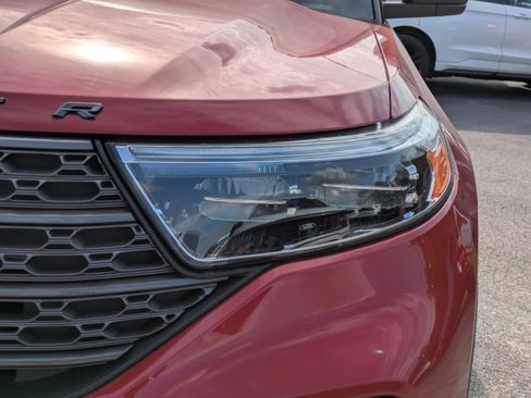 Certified 2023 Ford Explorer XLT w/ Equipment Group 202A image 10