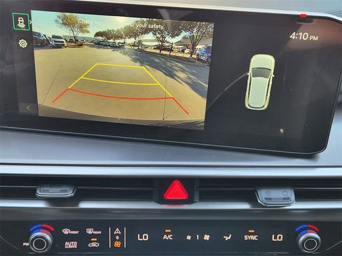 New 2026 Kia Sorento S image 12