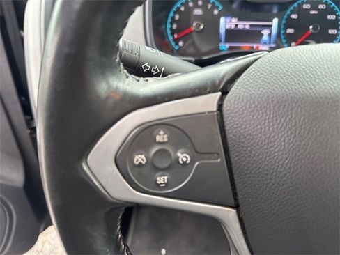 Used 2018 Chevrolet Colorado LT image 12