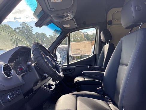New 2026 Mercedes-Benz Sprinter 2500 image 42
