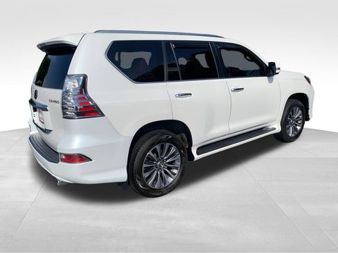 Used 2021 Lexus GX 460 Luxury w/ Accessory Package AWD/4WD image 5