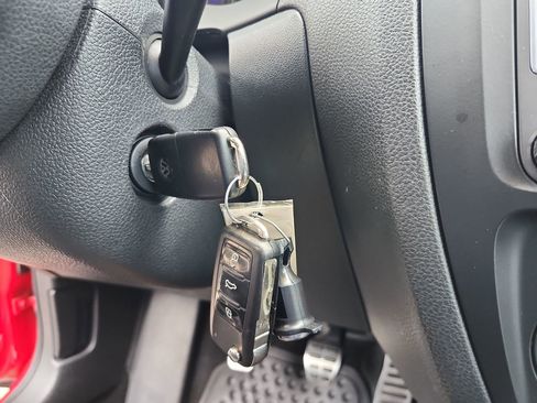 Used 2012 Volkswagen Jetta GLI image 29