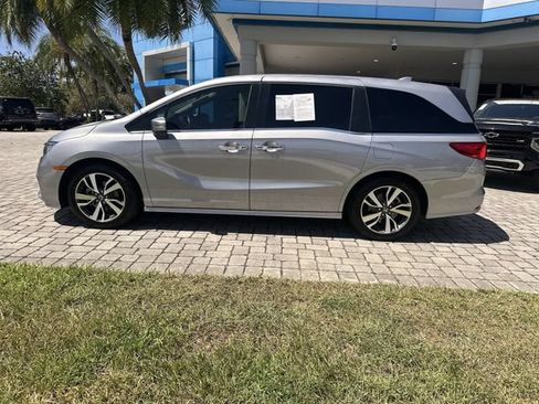 Used 2023 Honda Odyssey Touring image 32