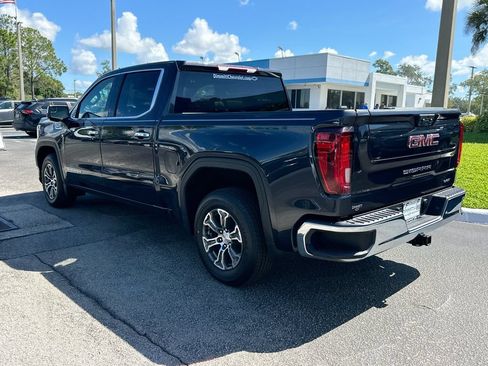 Used 2025 GMC Sierra 1500 SLT RWD image 7