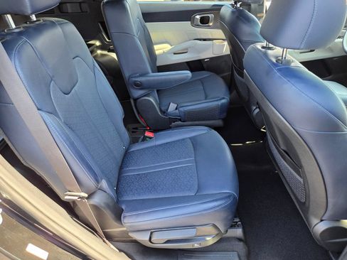 Used 2022 Kia Sorento SX Prestige AWD/4WD image 14
