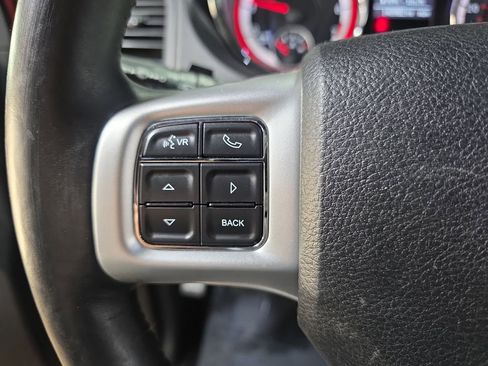 Used 2017 Dodge Grand Caravan GT FWD image 18