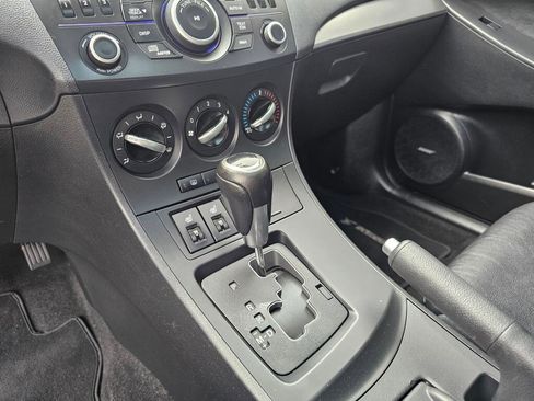 Used 2012 MAZDA MAZDA3 i Grand Touring w/ Tech Pkg FWD image 33