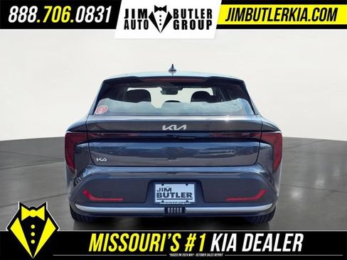 New 2026 Kia K4 EX FWD image 18