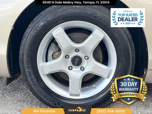 Used 2009 Toyota Camry LE image 29