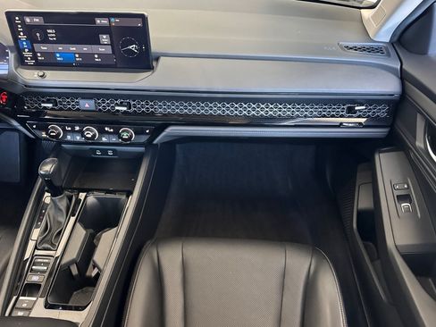 Used 2023 Honda Accord EX-L image 30