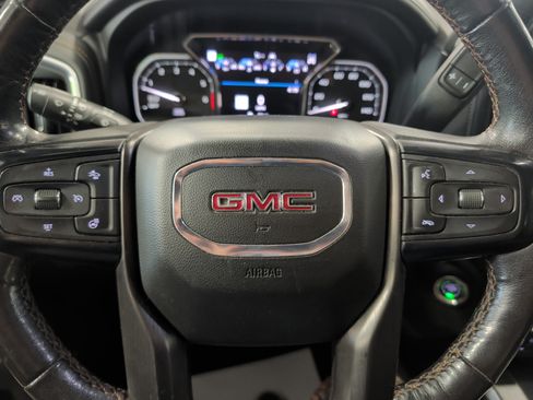 Used 2020 GMC Sierra 1500 AT4 w/ AT4 Premium Package AWD/4WD image 10