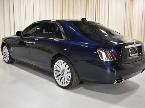 Certified 2025 Rolls-Royce Ghost AWD/4WD image 9