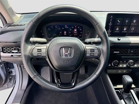 Used 2024 Honda Accord EX-L image 13