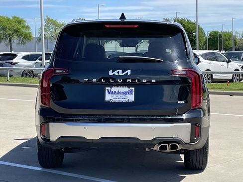 Used 2025 Kia Telluride S image 5