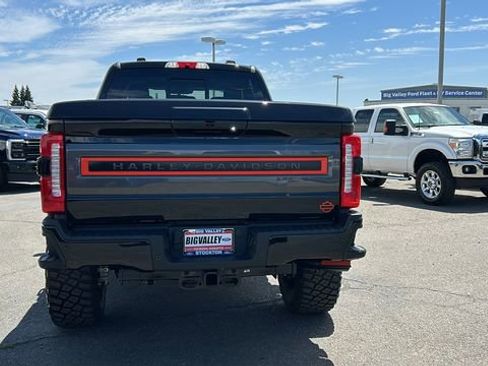 New 2025 Ford F250 Lariat w/ Lariat Ultimate Package image 4